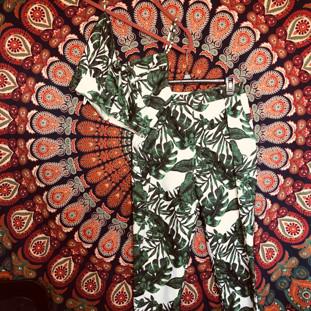 TWO PIECE FANCY SET 🌿